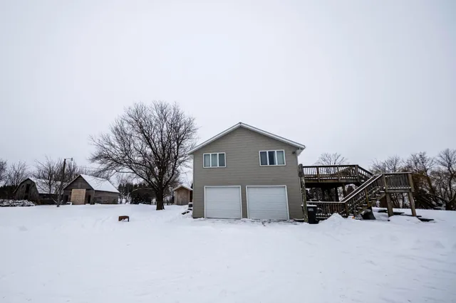 $325,000 | 22598 700th Avenue, Albert Lea, MN 56007