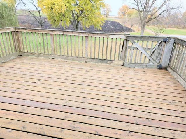 $325,000 | 22598 700th Avenue, Albert Lea, MN 56007