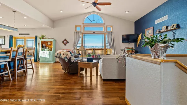 $1,075,000 | 143 Moonshine Road, Riverton, WY 82501