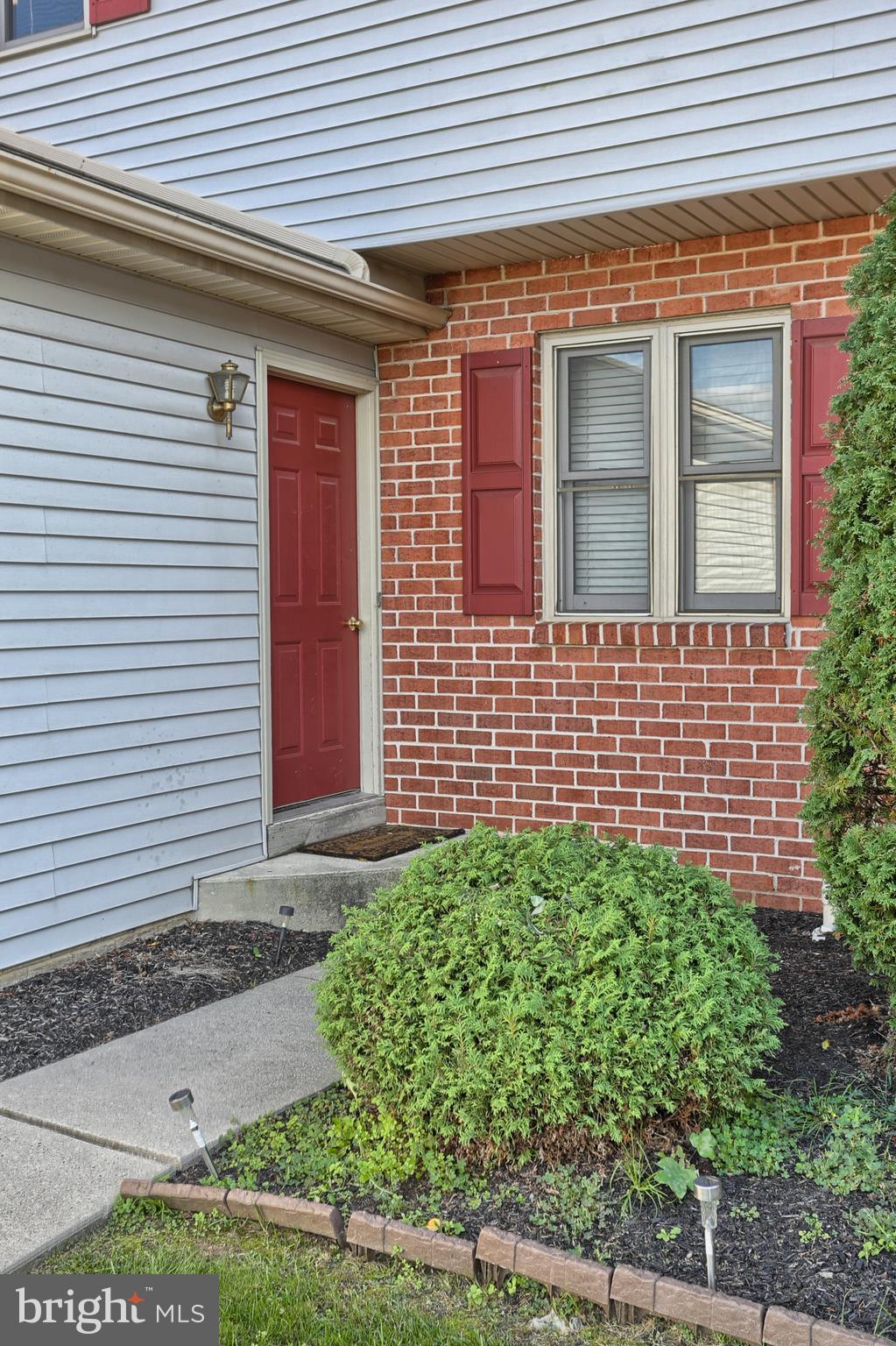 2160 Walnut Street Lebanon, PA 17042 - Photo 2 of 21 Front Entrance
