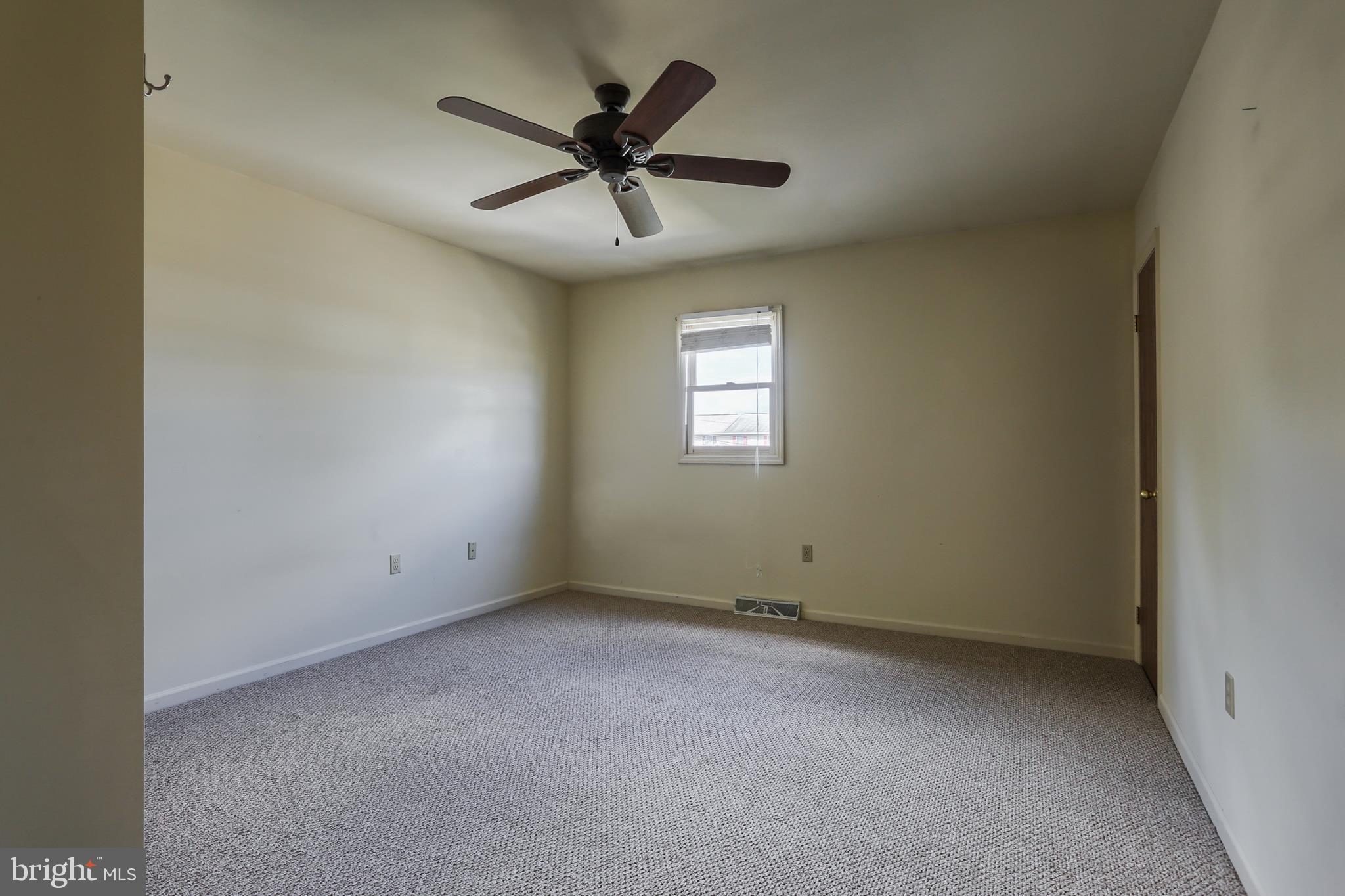 2160 Walnut Street Lebanon, PA 17042 - Photo 13 of 21 Bedroom #3 (Master)