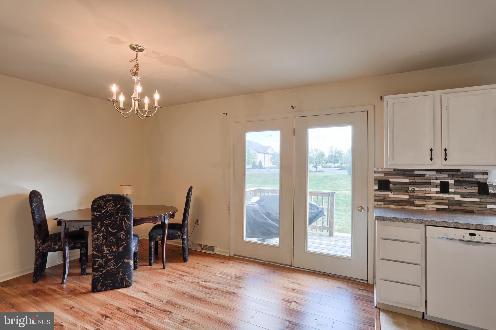 2160 Walnut Street Lebanon, PA 17042 - Photo 5 of 21 Dining Room & Kitchen