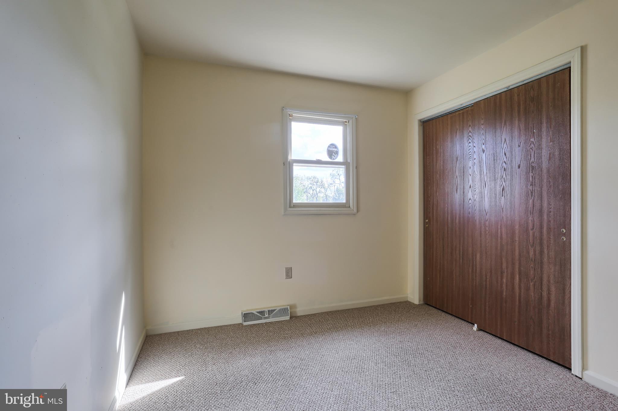 2160 Walnut Street Lebanon, PA 17042 - Photo 9 of 21 Bedroom #1