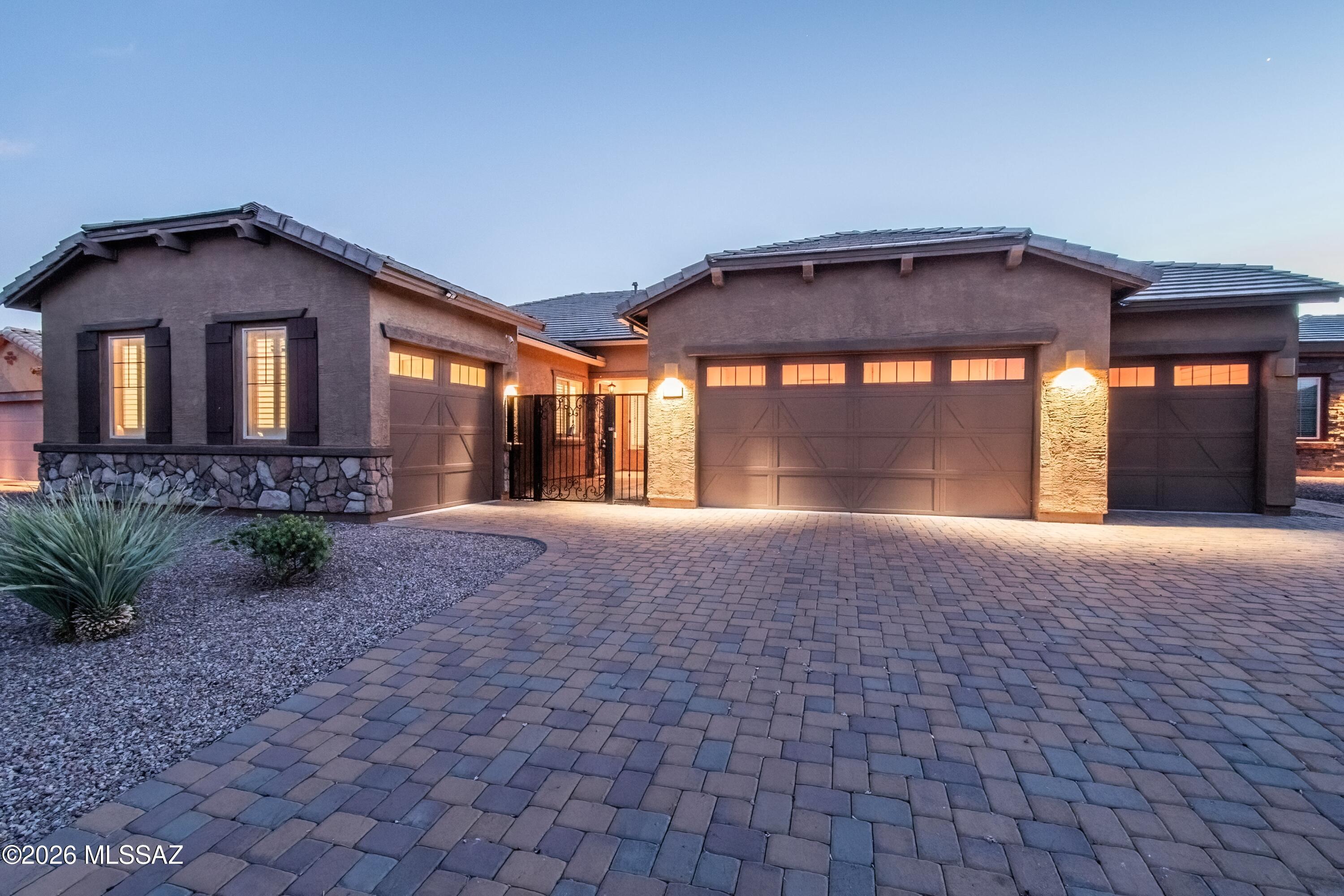 12947 North Morgan Ranch Road Oro Valley, AZ 85755 - Photo 9 of 50