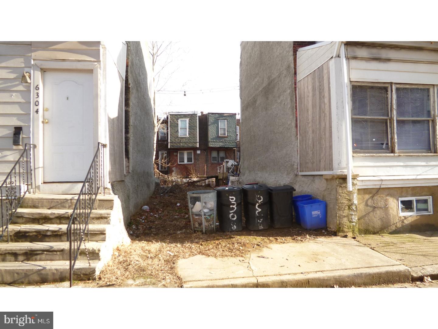 6306 Regent Street Philadelphia, PA 19142 - Photo 3 of 4