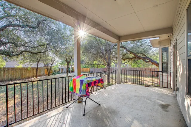 a view of backyard with tree