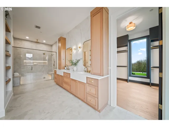 $1,795,000 | 697 Sommerset Road, Woodland, WA 98674