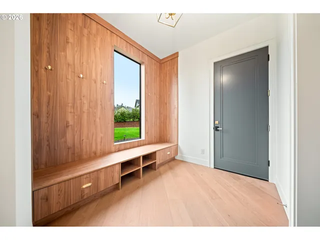 $1,795,000 | 697 Sommerset Road, Woodland, WA 98674