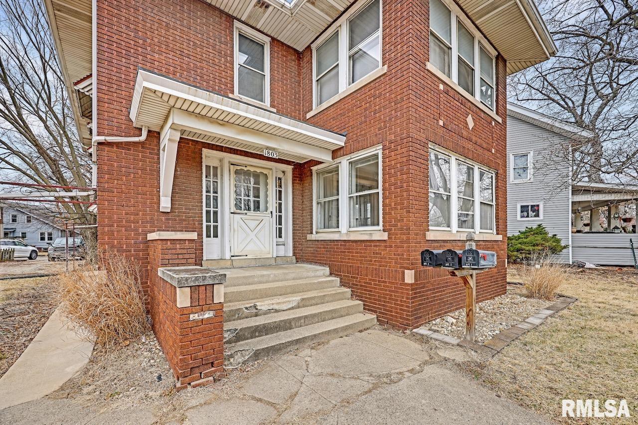 1803 West Main Street Peoria, IL 61606 - Photo 2 of 20