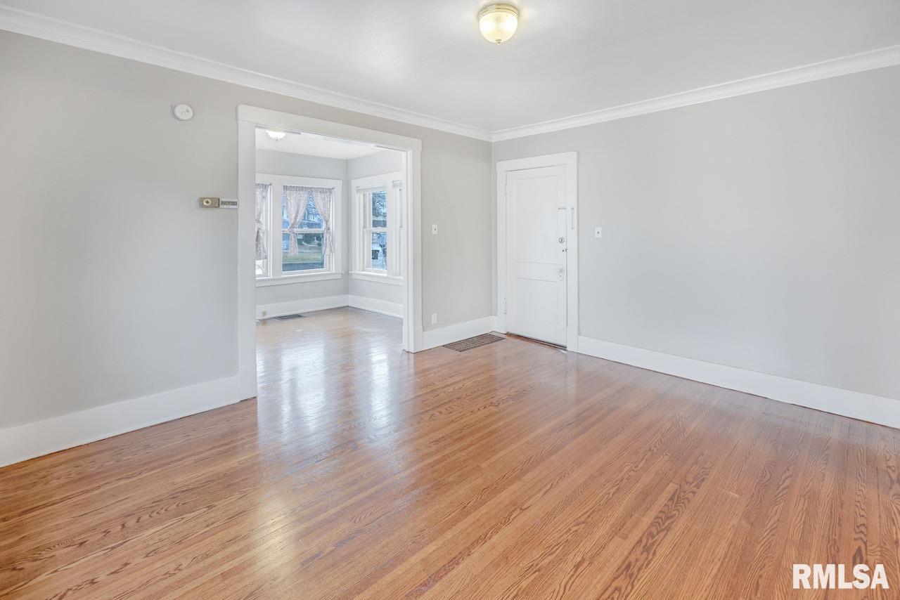 1803 West Main Street Peoria, IL 61606 - Photo 4 of 20