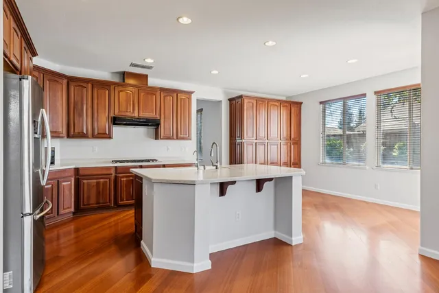 $800,000 | 351 Ruess Road, Ripon, CA 95366