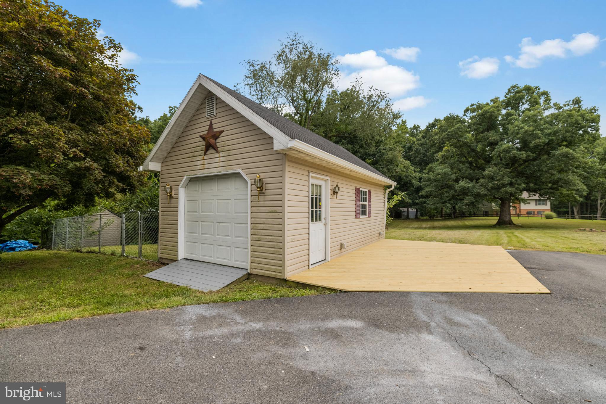 15945 Broadfording Road Clear Spring, MD 21722 - Photo 22 of 32 Oversized Shed w/electric