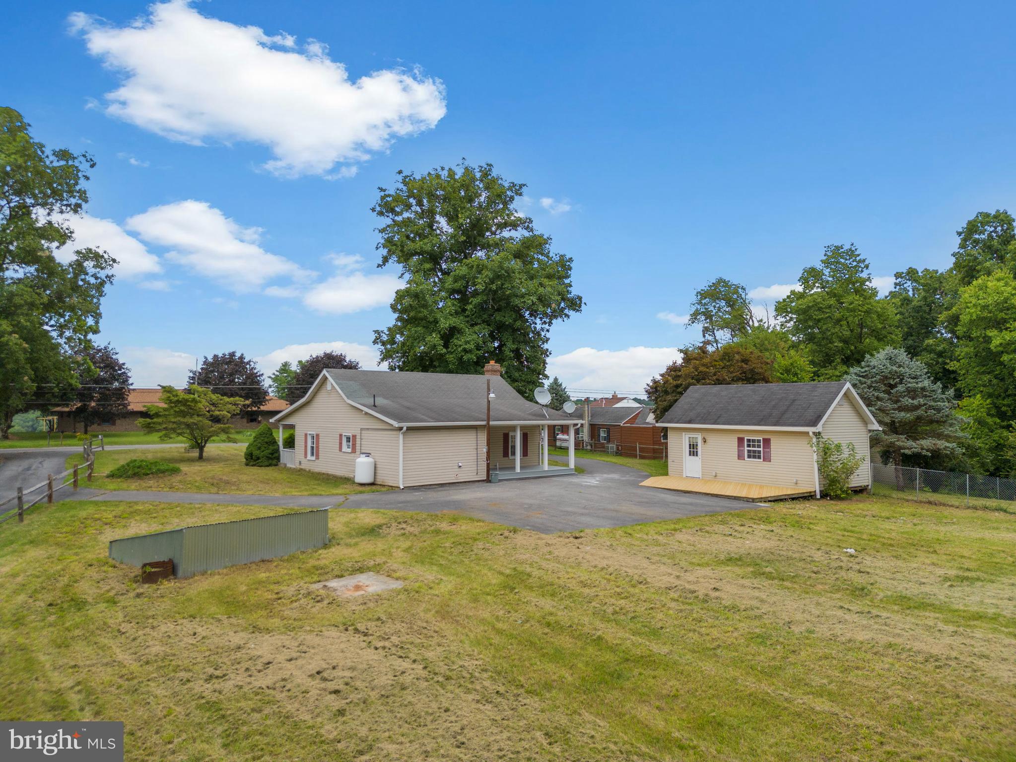 15945 Broadfording Road Clear Spring, MD 21722 - Photo 24 of 32 Additional parking out back!