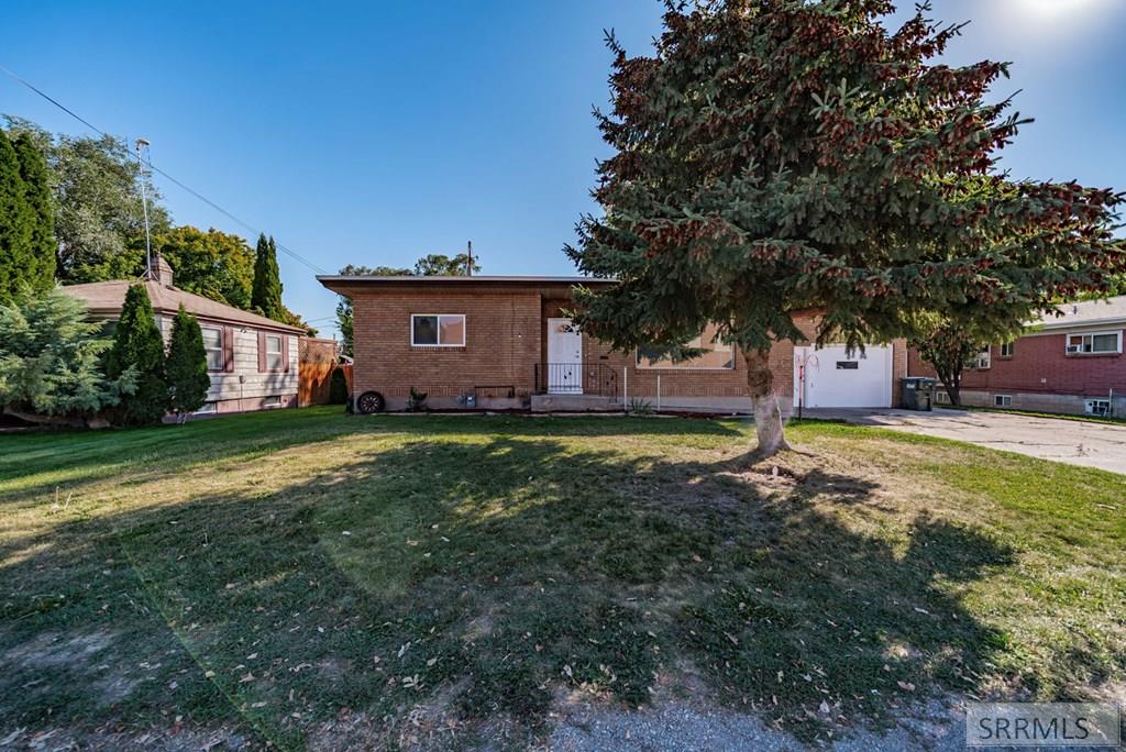 575 Marlu Street Pocatello, ID 83201 - Photo 2 of 49