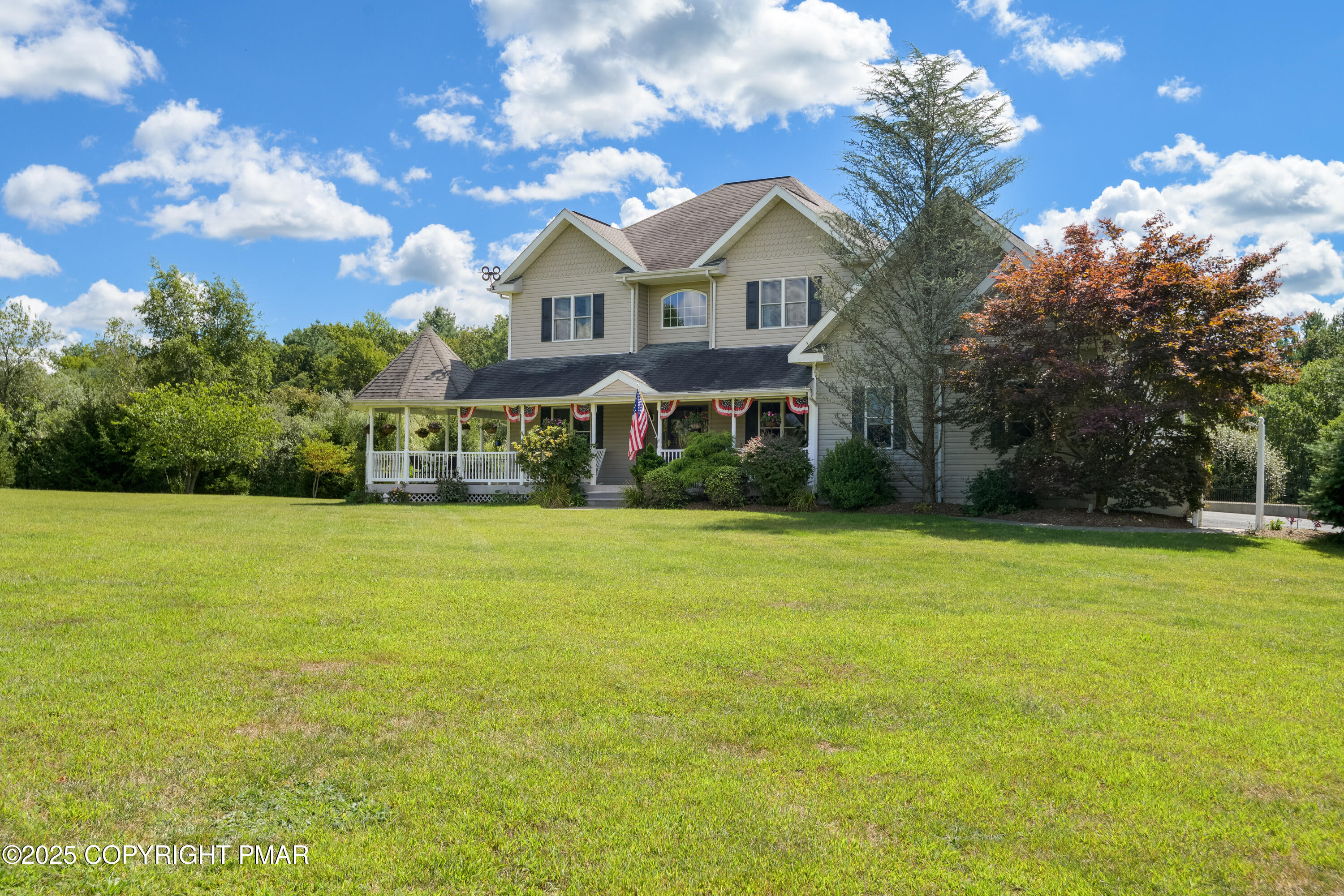 150 Red Oak Drive Palmerton, PA 18071 - Photo 3 of 76 Home View 3