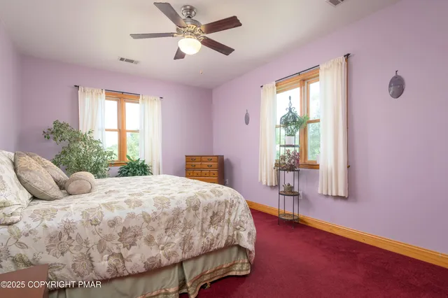 $799,900 | 150 Red Oak Drive, Palmerton, PA 18071