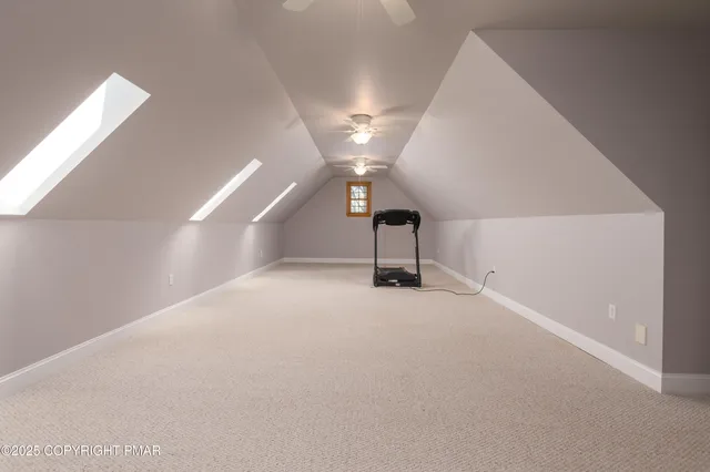 $799,900 | 150 Red Oak Drive, Palmerton, PA 18071