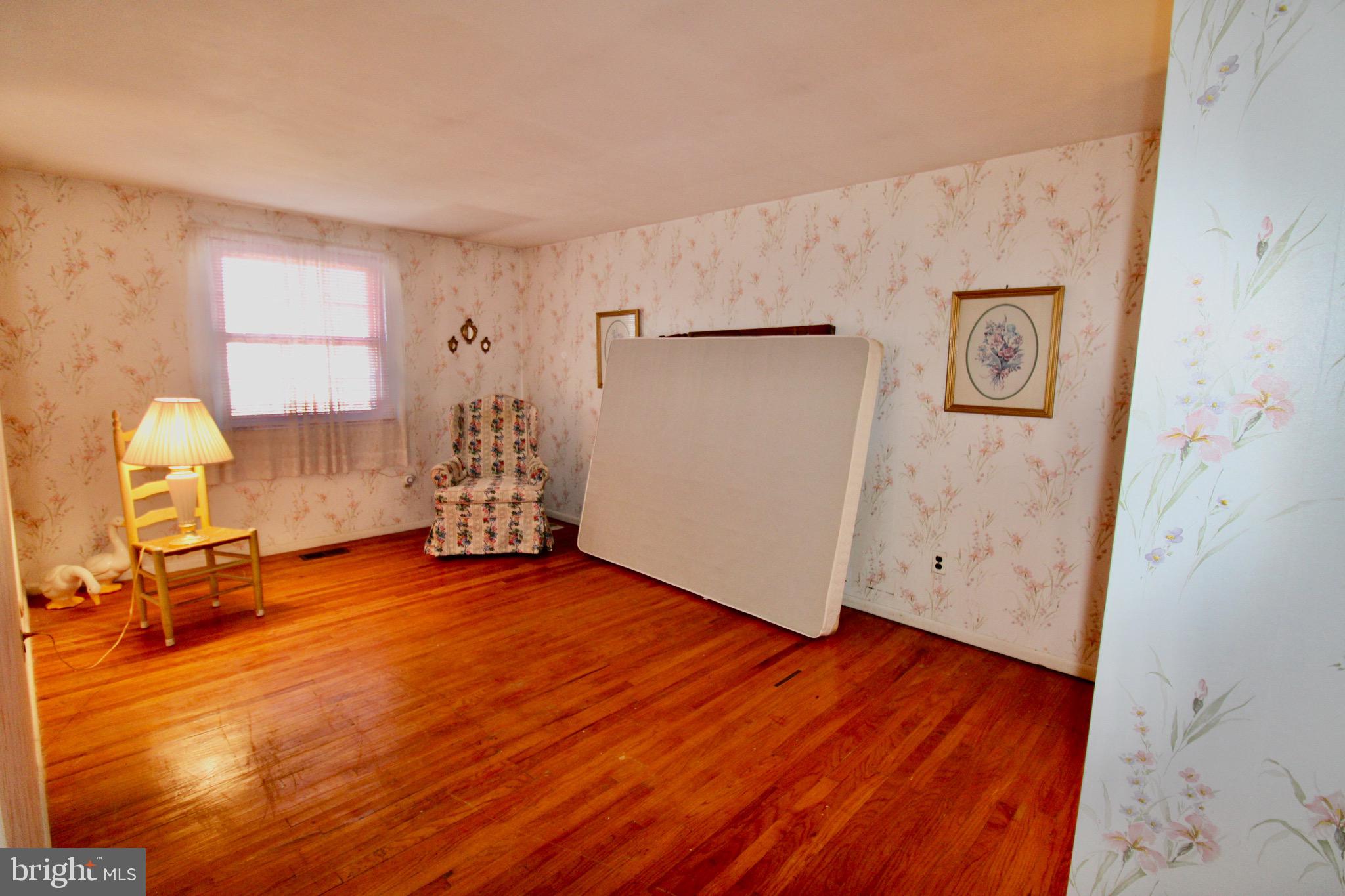 12038 Farwell Road Philadelphia, PA 19154 - Photo 11 of 20 Primary Bedroom