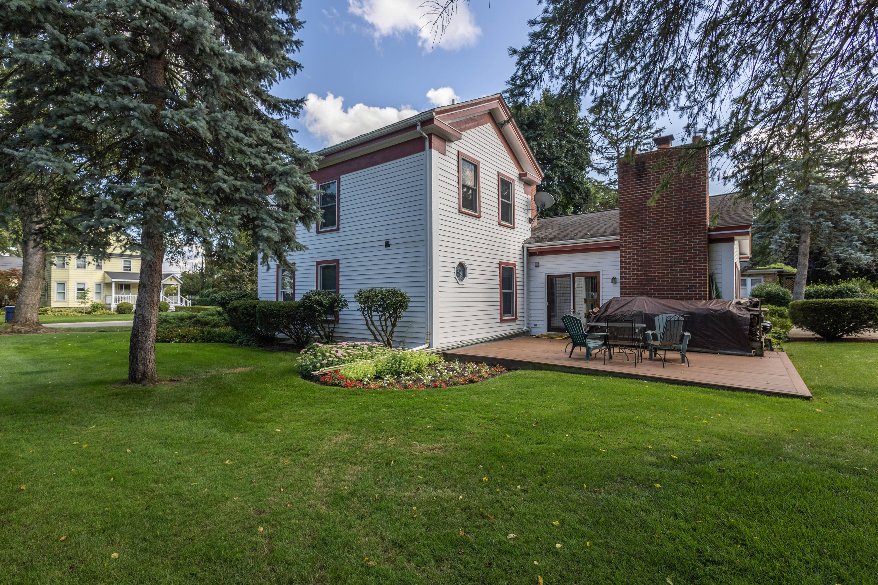 17 North Holcomb Road Clarkston, MI 48346 - Photo 50 of 54 Beautiful Setting