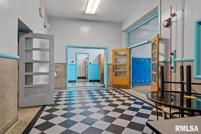 $600,000 | 352 Franklin Street, Jacksonville, IL 62650