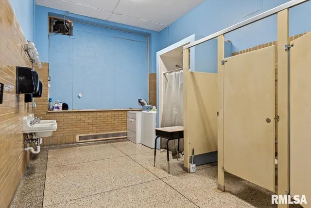 $600,000 | 352 Franklin Street, Jacksonville, IL 62650