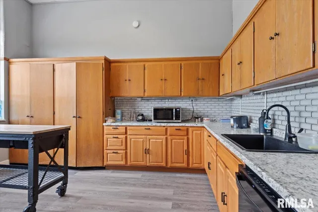 $600,000 | 352 Franklin Street, Jacksonville, IL 62650