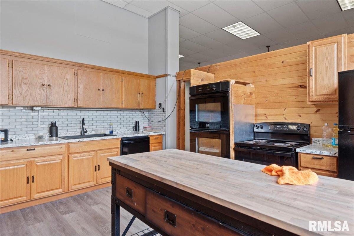 352 Franklin Street Jacksonville, IL 62650 - Photo 38 of 71