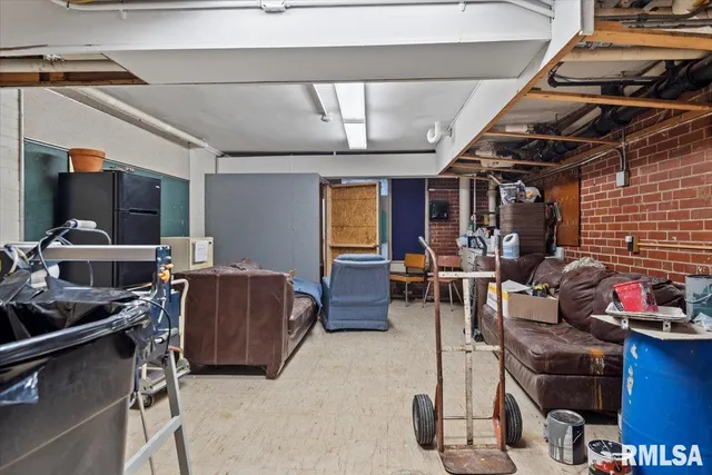 $600,000 | 352 Franklin Street, Jacksonville, IL 62650