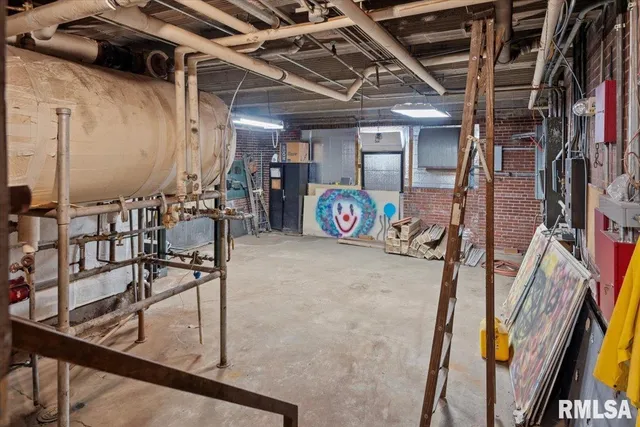 $600,000 | 352 Franklin Street, Jacksonville, IL 62650