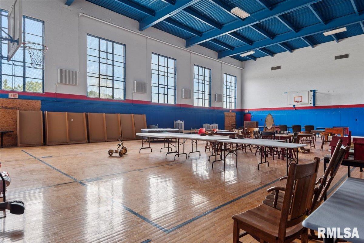 352 Franklin Street Jacksonville, IL 62650 - Photo 49 of 71