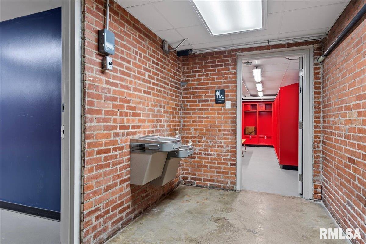 352 Franklin Street Jacksonville, IL 62650 - Photo 53 of 71