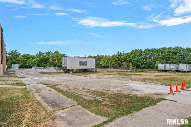 $600,000 | 352 Franklin Street, Jacksonville, IL 62650