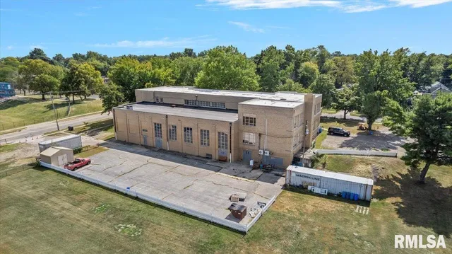$600,000 | 352 Franklin Street, Jacksonville, IL 62650