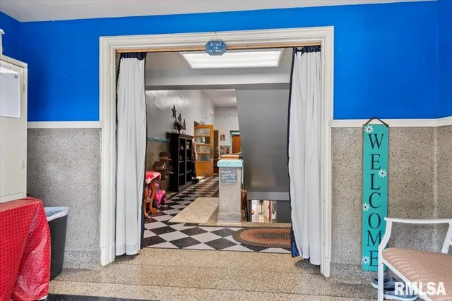 $600,000 | 352 Franklin Street, Jacksonville, IL 62650