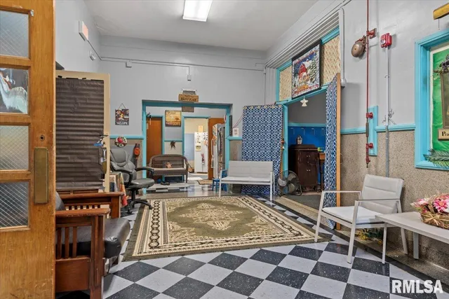 $600,000 | 352 Franklin Street, Jacksonville, IL 62650