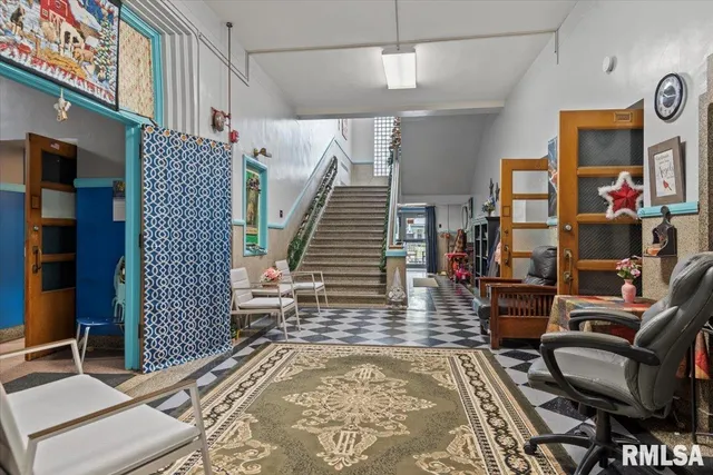 $600,000 | 352 Franklin Street, Jacksonville, IL 62650