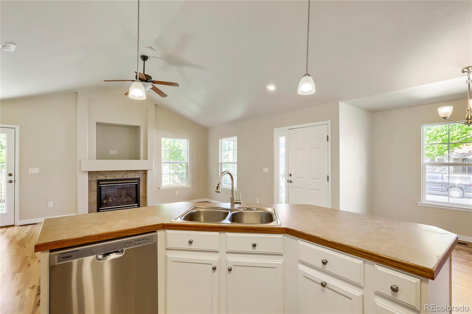 654 Foxtail Way Windsor, CO 80550 - Photo 11 of 30