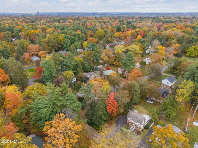 $430,000 | 74 Jordan Boulevard, Bethlehem, NY 12054