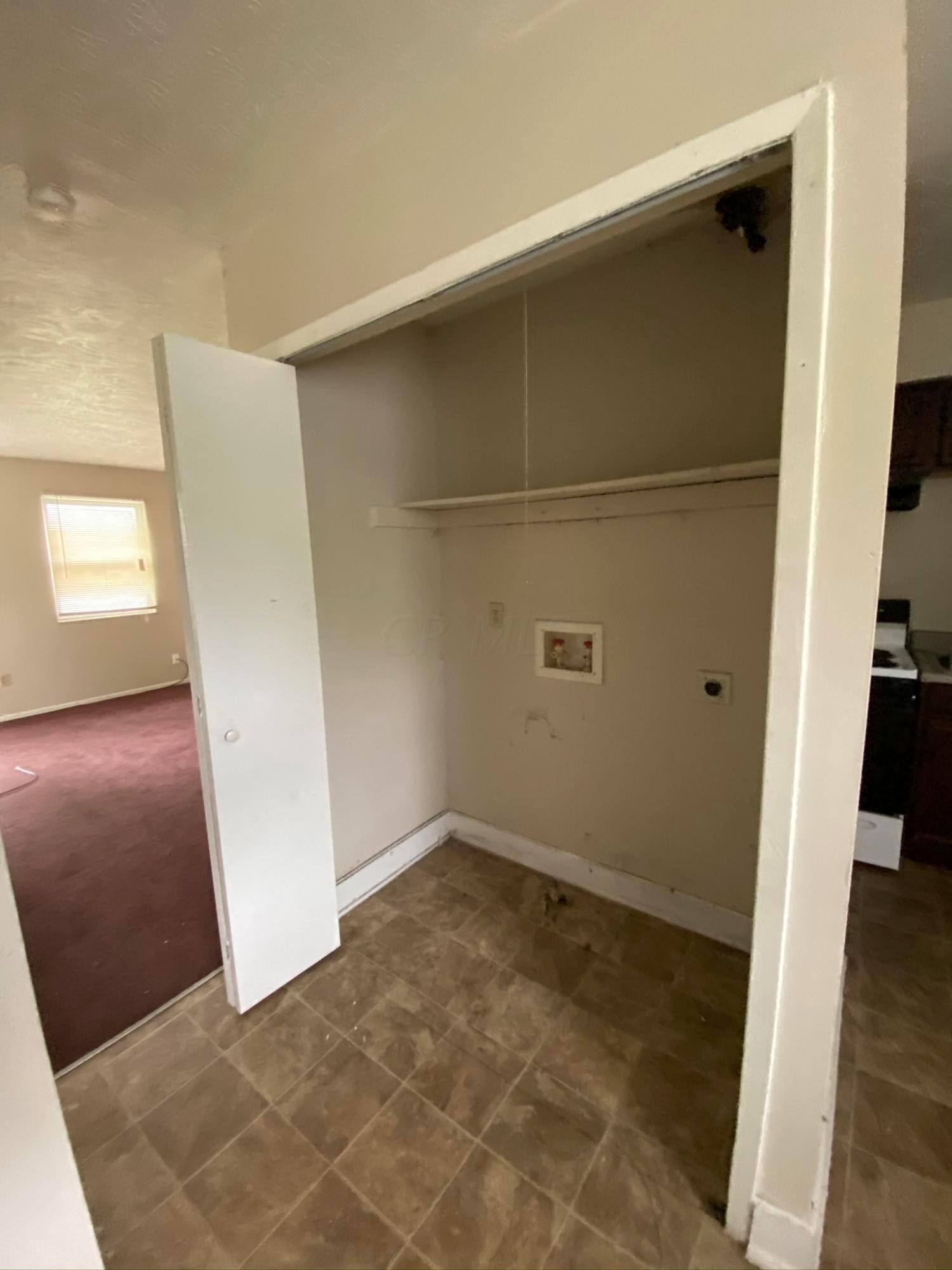 6862-6868 Garden Terrace Road Columbus, OH 43229 - Photo 5 of 17