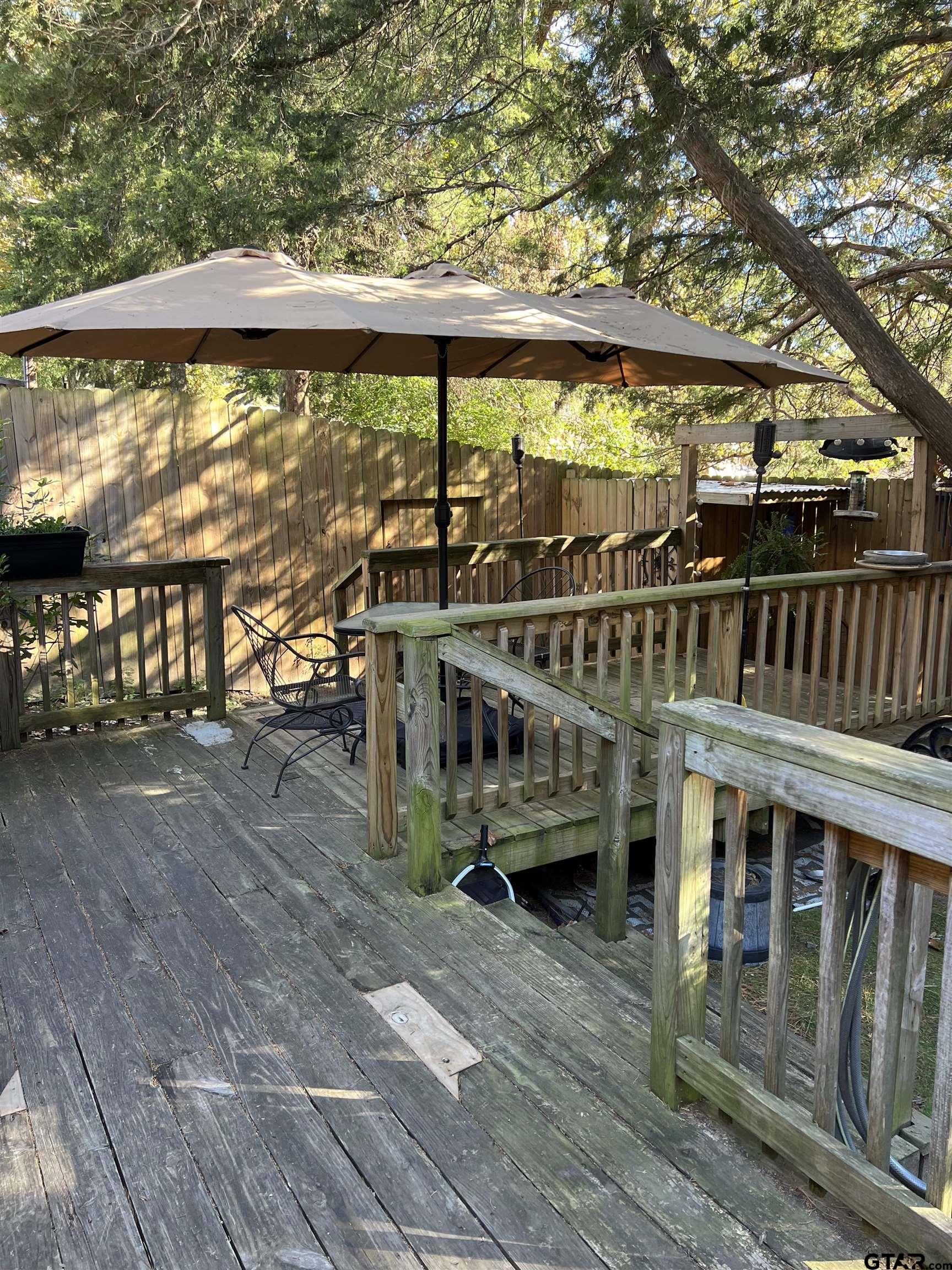 2007 Villa Drive Tyler, TX 75703 - Photo 25 of 27 a view of a house with a yard from a balcony