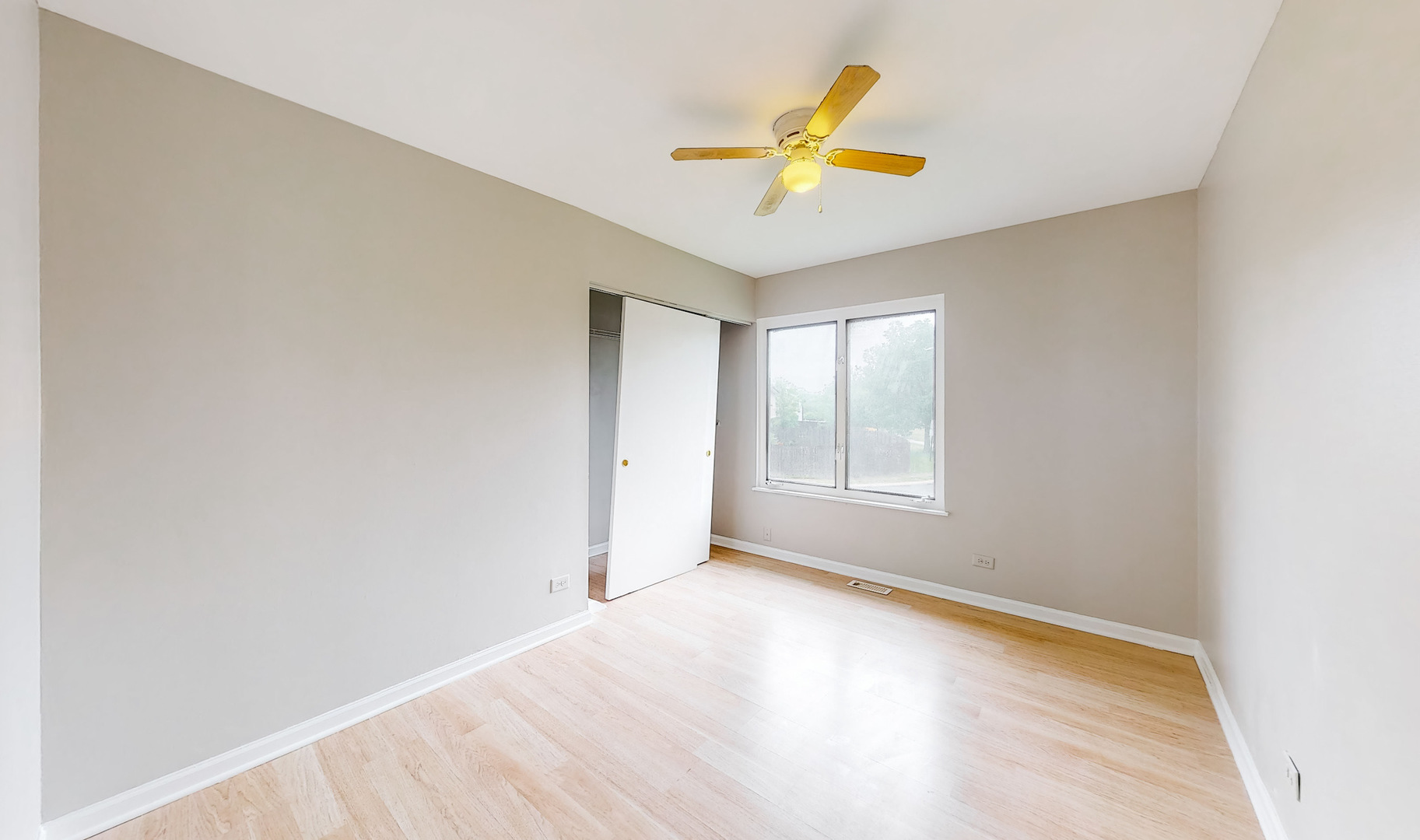 20 Elm Court, Unit 3 Bolingbrook, IL 60440 - Photo 21 of 21 a view of an empty room with a window