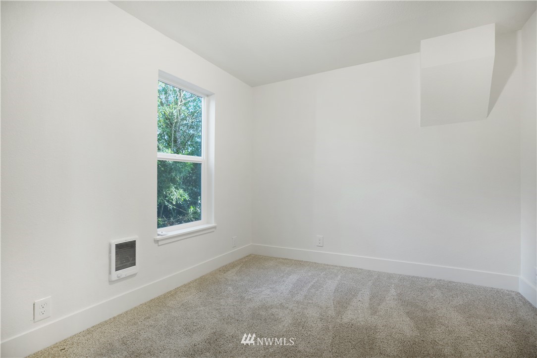 314 3rd Street Roy, WA 98580 - Photo 19 of 30 an empty room with a window