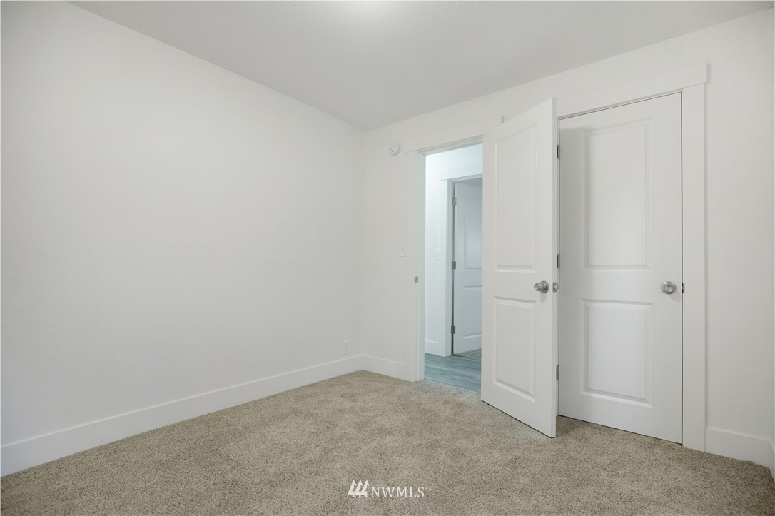 314 3rd Street Roy, WA 98580 - Photo 20 of 30 a view of small space
