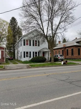 $200,000 | 7 East Broadway, Salem, NY 12865
