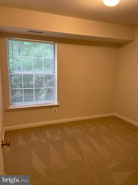 5900 Cove Landing Road, Unit 202 Burke, VA 22015 - Photo 20 of 30 2nd bedroom