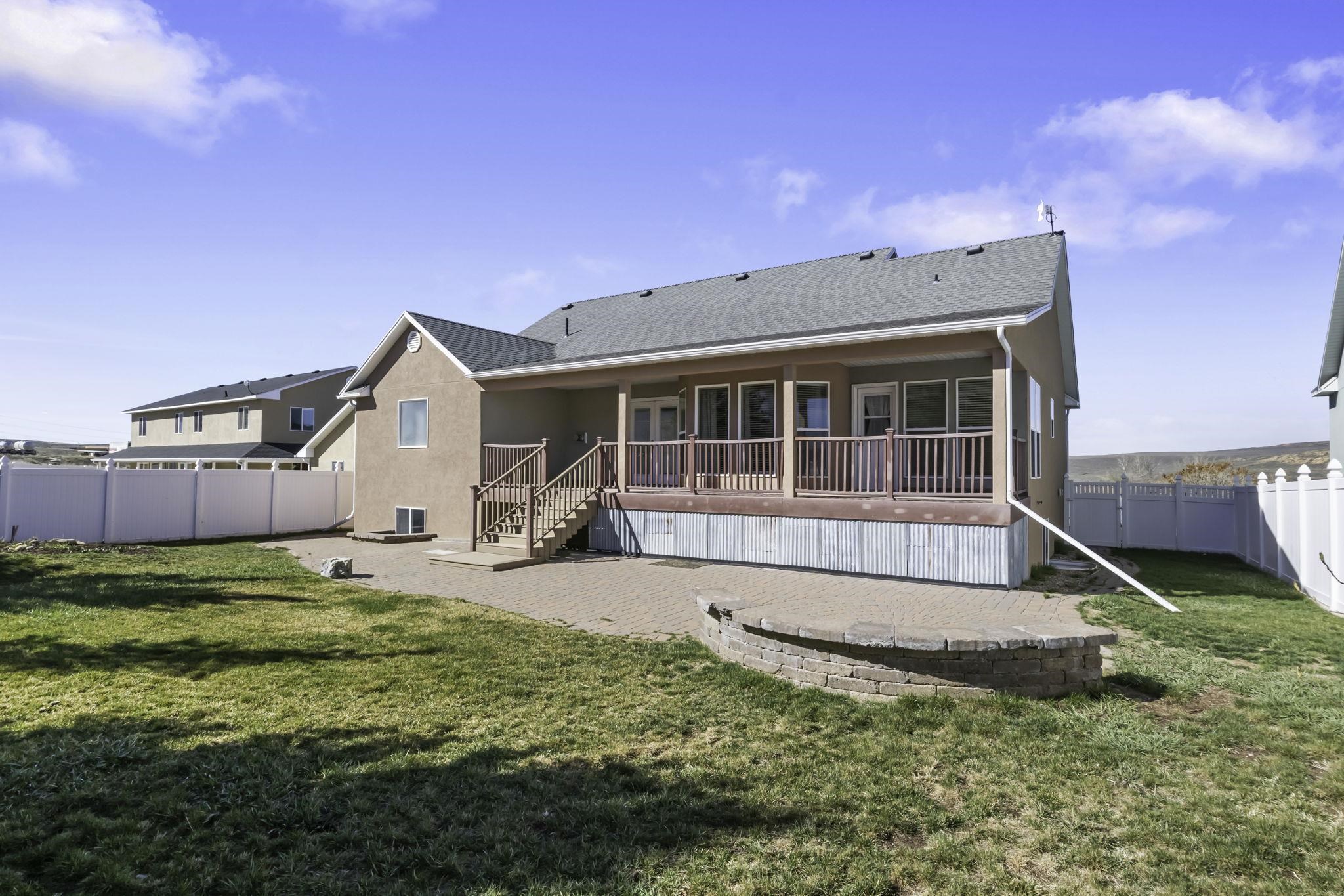 136 Benjamin Franklin Street Evanston, WY 82930 - Photo 37 of 45