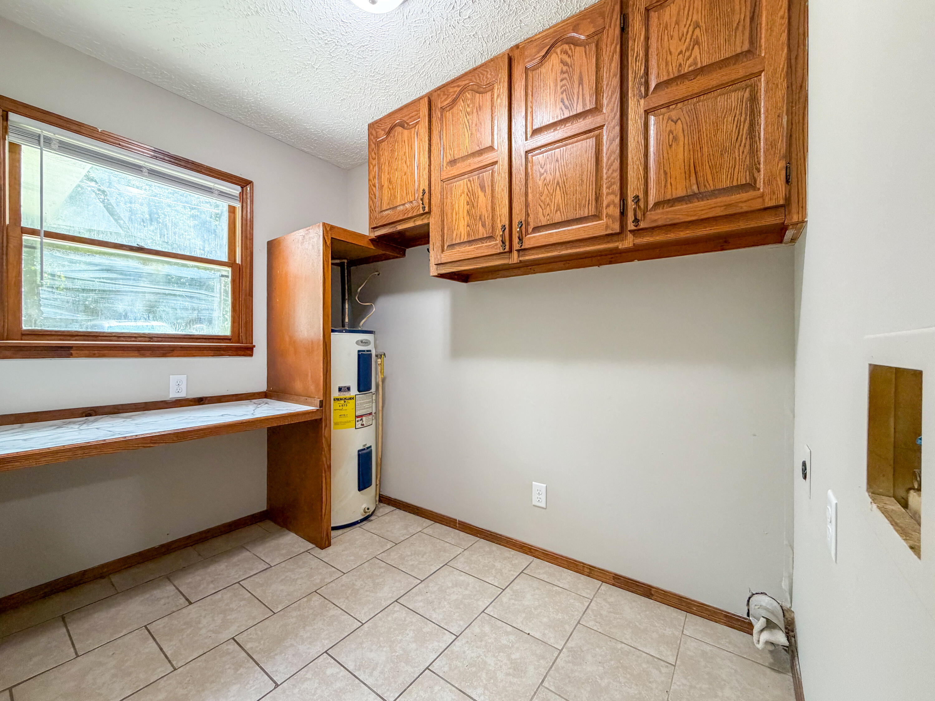523 South Elm Road Marshfield, MO 65706 - Photo 22 of 29 Laundry