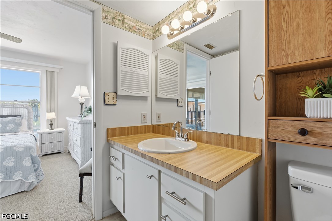 16881 Davis Road, Unit 723 Fort Myers, FL 33908 - Photo 21 of 45