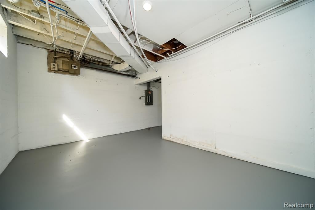 260 Cherokee Road Pontiac, MI 48341 - Photo 95 of 98 Gallery Image 95
