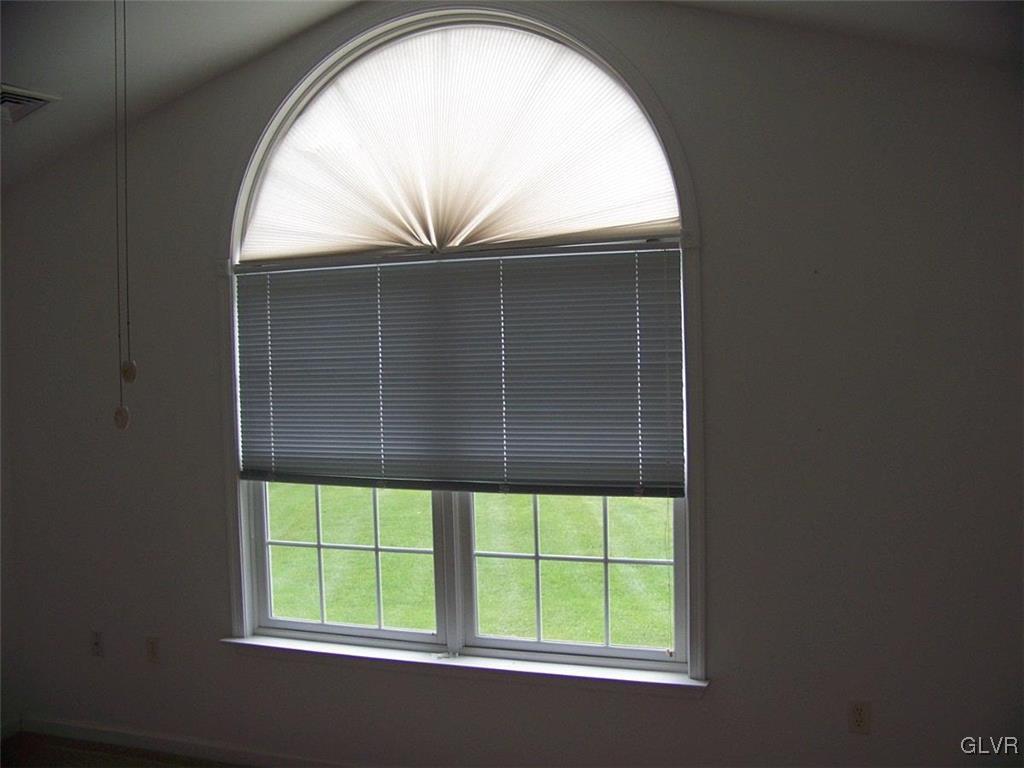 1497 Upstream Farm Road Easton, PA 18040 - Photo 7 of 10 Gallery Image 7